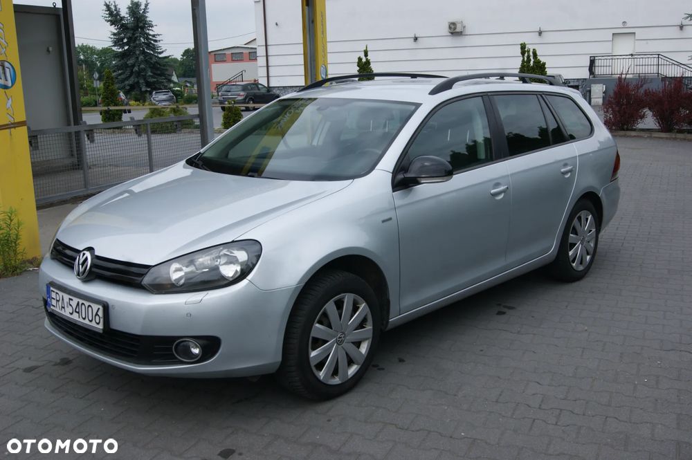 Volkswagen Golf Variant 2.0 TDI DPF DSG MATCH - 2