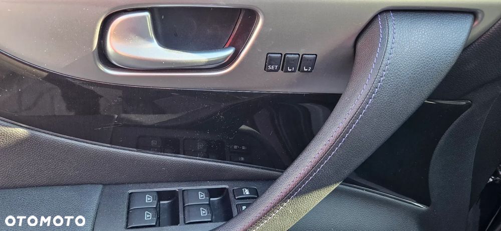 Infiniti QX70 3.7 S Premium - 19