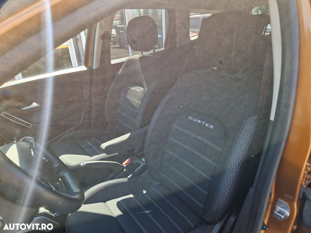 Dacia Duster TCe 150 GPF SL Orange - 11