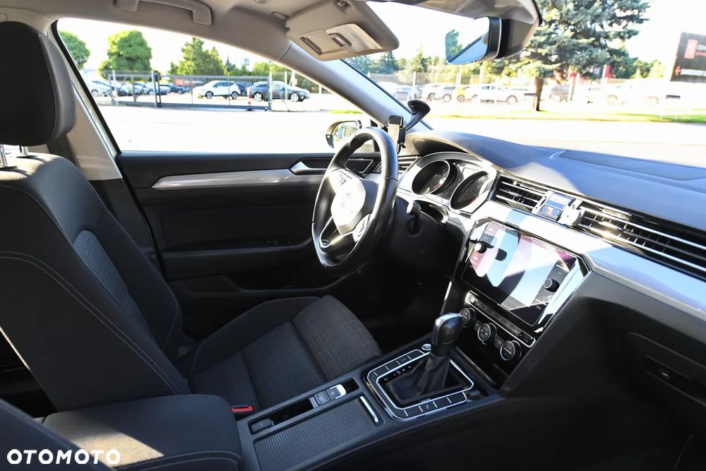 Volkswagen Passat 2.0 TSI Business DSG - 15