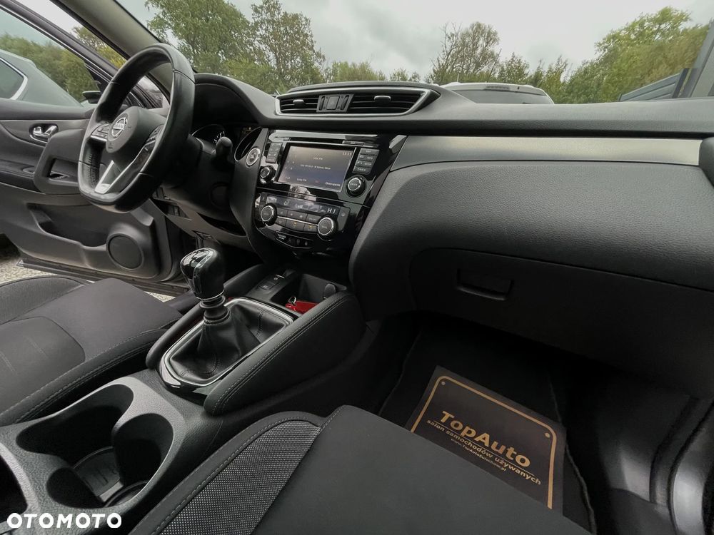Nissan Qashqai 1.6 DIG-T N-Connecta - 16