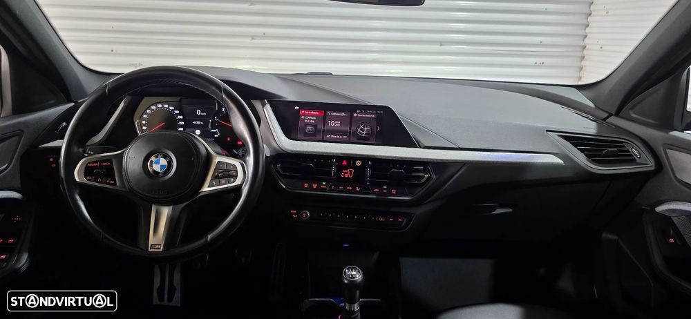 BMW 116 d Pack Desportivo M - 12
