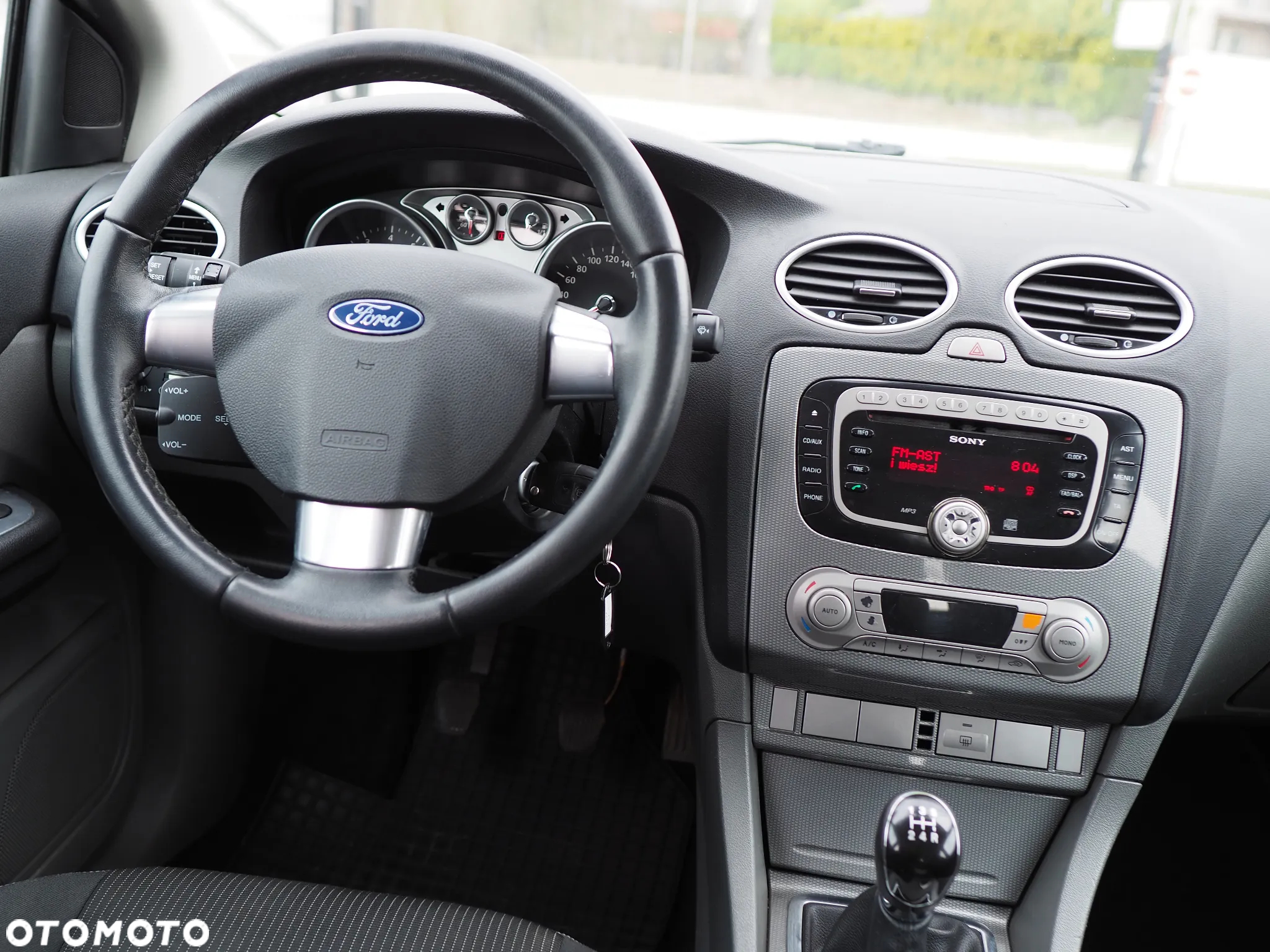 Ford Focus - 26