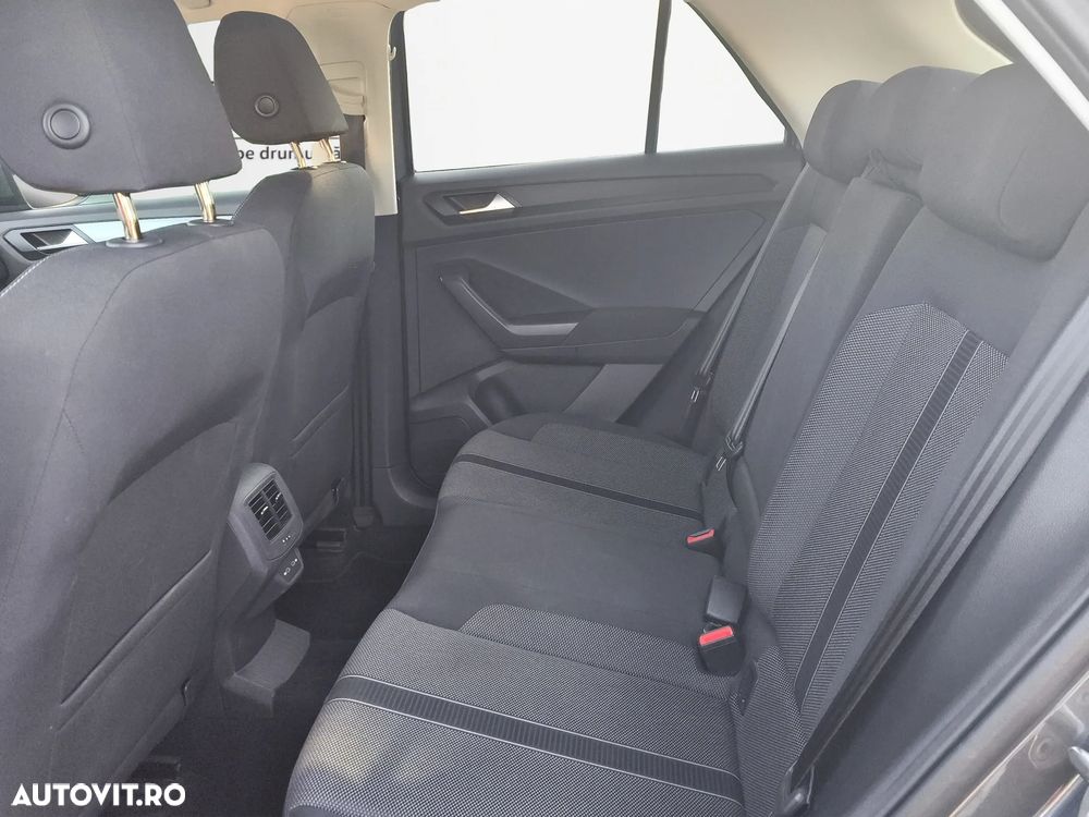 Volkswagen T-Roc - 25