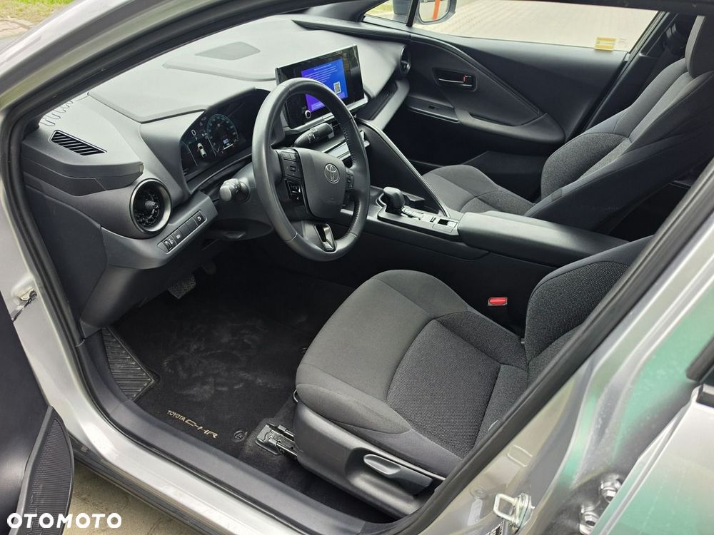 Toyota C-HR - 13