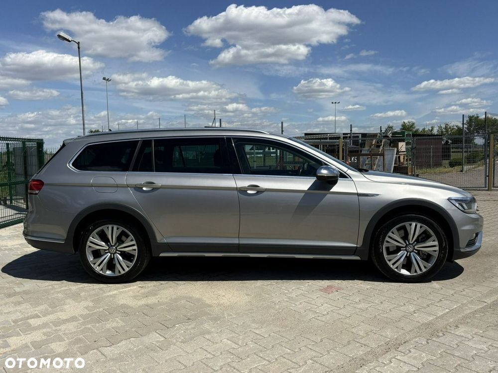 Volkswagen Passat Alltrack 2.0 TDI Bi-Turbo SCR 4Mot DSG - 8