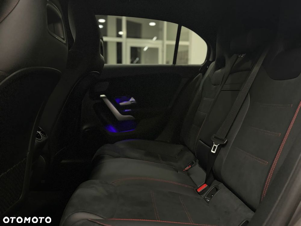 Mercedes-Benz Klasa A 220 4-Matic AMG Line 7G-DCT - 6