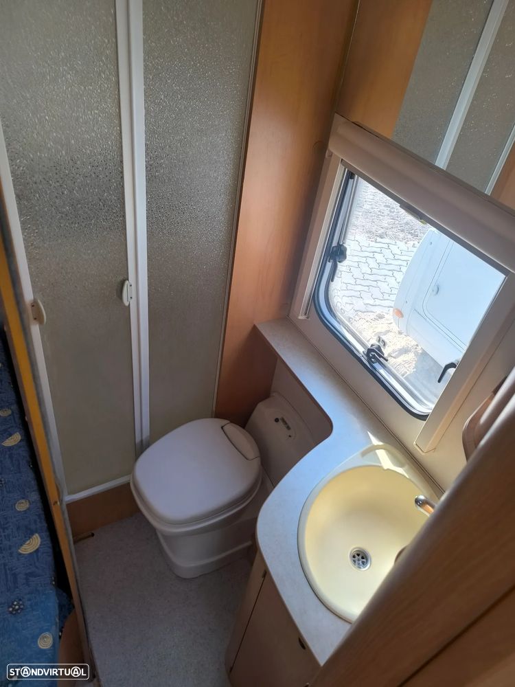 Hymer Tramp 5 lugares livrete - 13