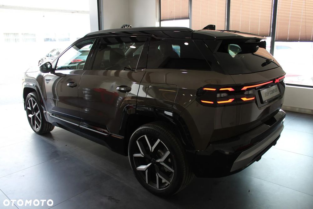 Jeep Compass 73.7kWh First Edition FWD - 4