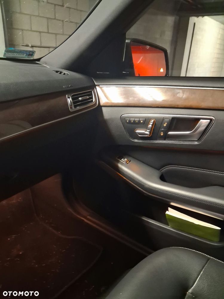 Mercedes-Benz E-Class 2016 photo 5