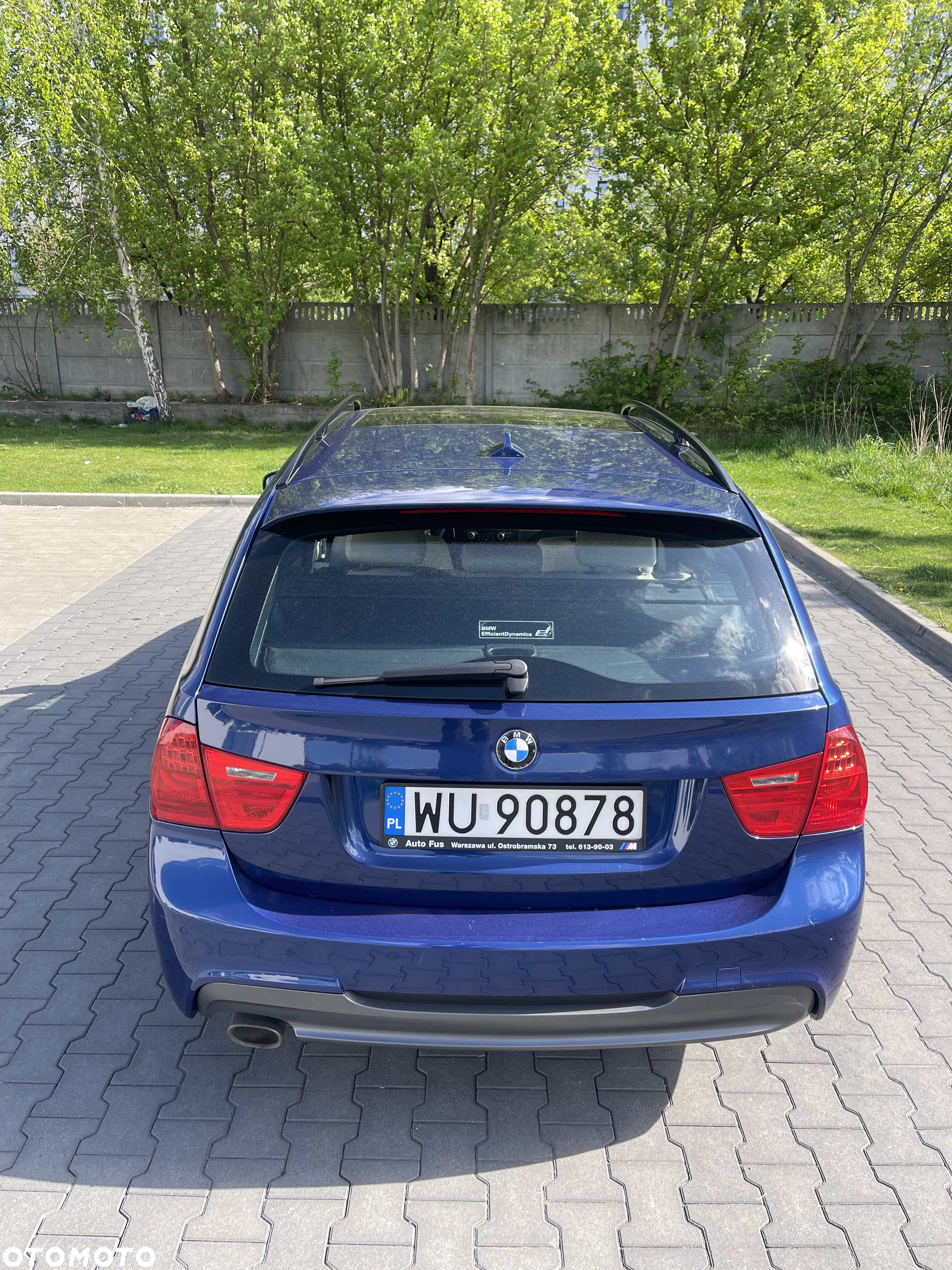 BMW Seria 3 320d xDrive DPF Touring - 4