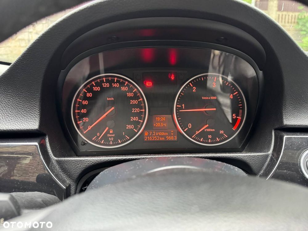 BMW Seria 3 316d Advantage - 12