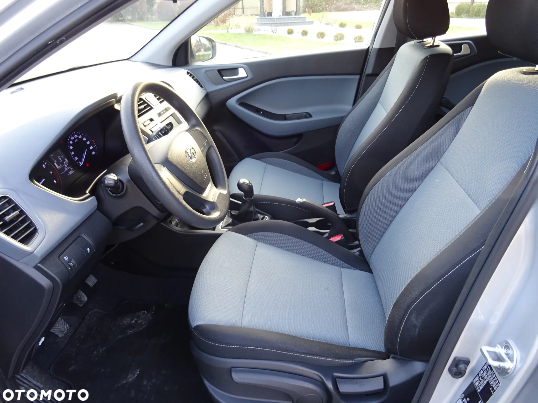 Hyundai i20 1.2 Comfort - 16
