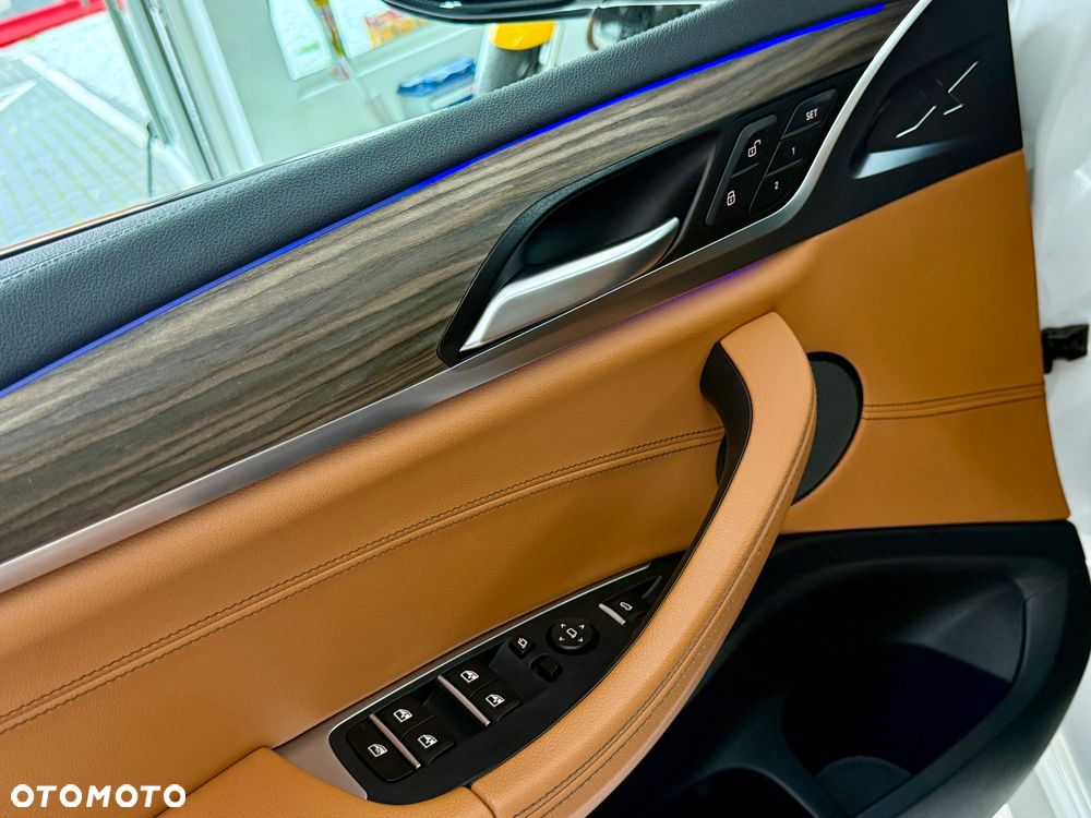 BMW X3 - 30