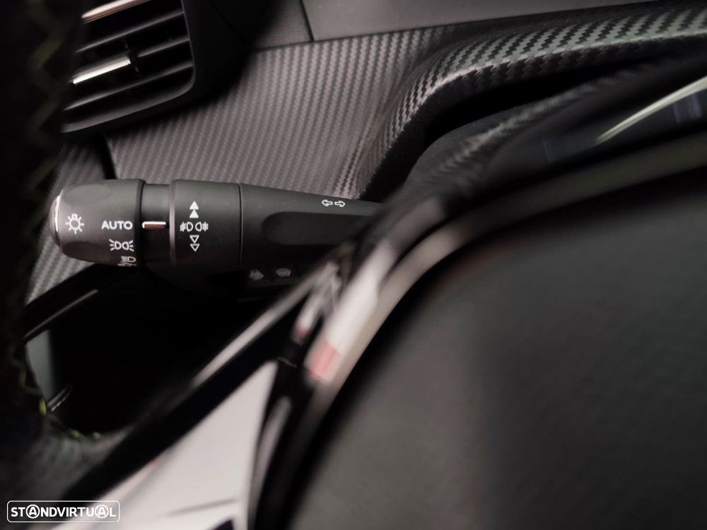 Peugeot 2008 1.5 BlueHDi GT - 13