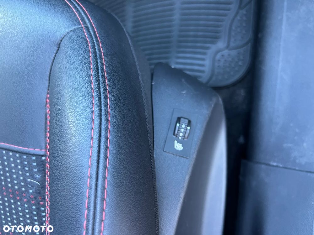 Peugeot 2008 PureTech 110 Stop&Start EAT6 GT-Line Edition - 29