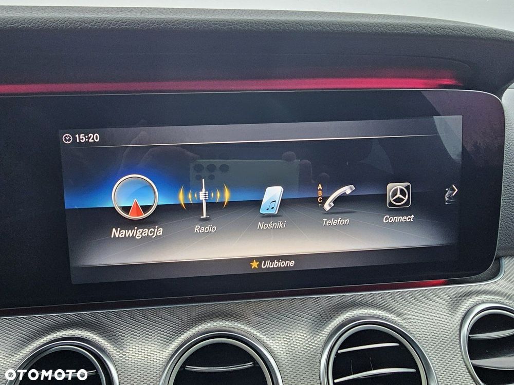 Mercedes-Benz Klasa E - 28