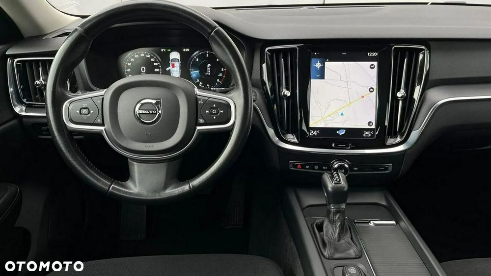 Volvo V60 D3 Momentum - 26