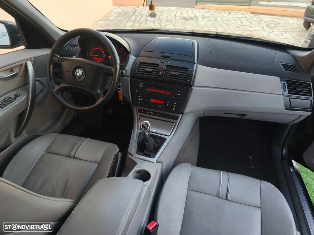 BMW X3 2.0 d SE - 21