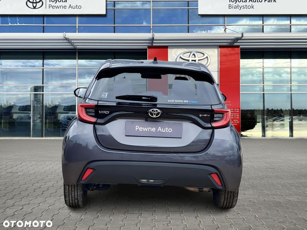 Toyota Yaris Hybrid 1.5 Style - 4