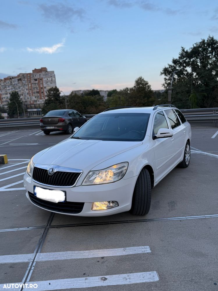 Skoda Octavia 2.0 TDI DPF Ambiente - 12