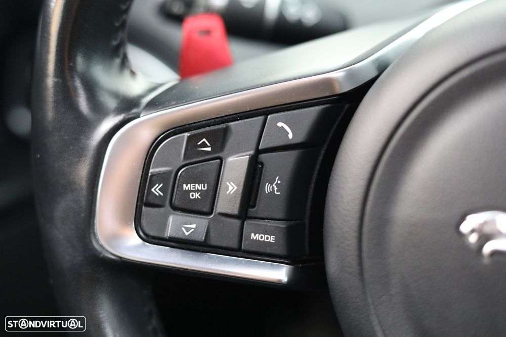 Jaguar XE 2.0 D R-Sport Aut. - 15