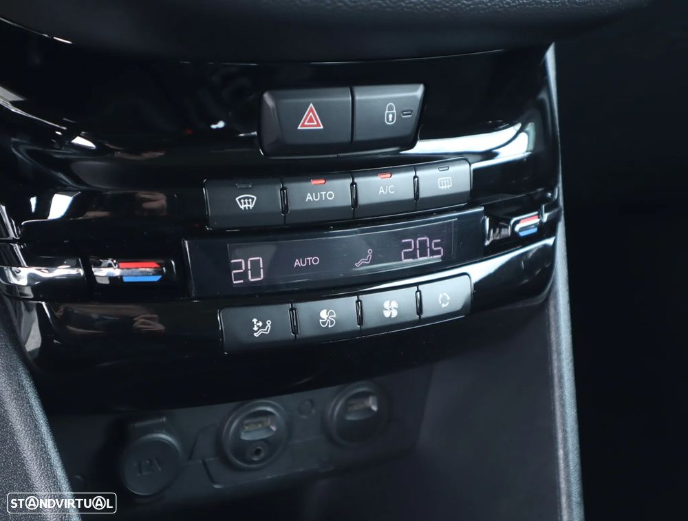 Peugeot 208 e-HDi FAP 115 Stop&Start Intuitive - 43