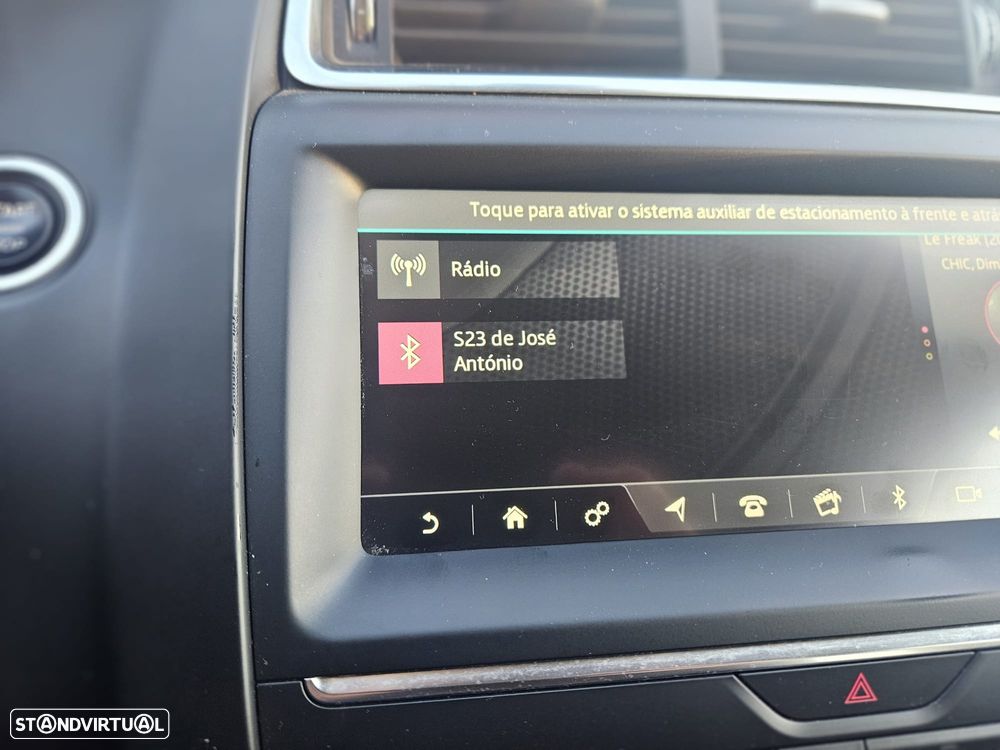 Jaguar E-Pace 2.0 i4D S - 32