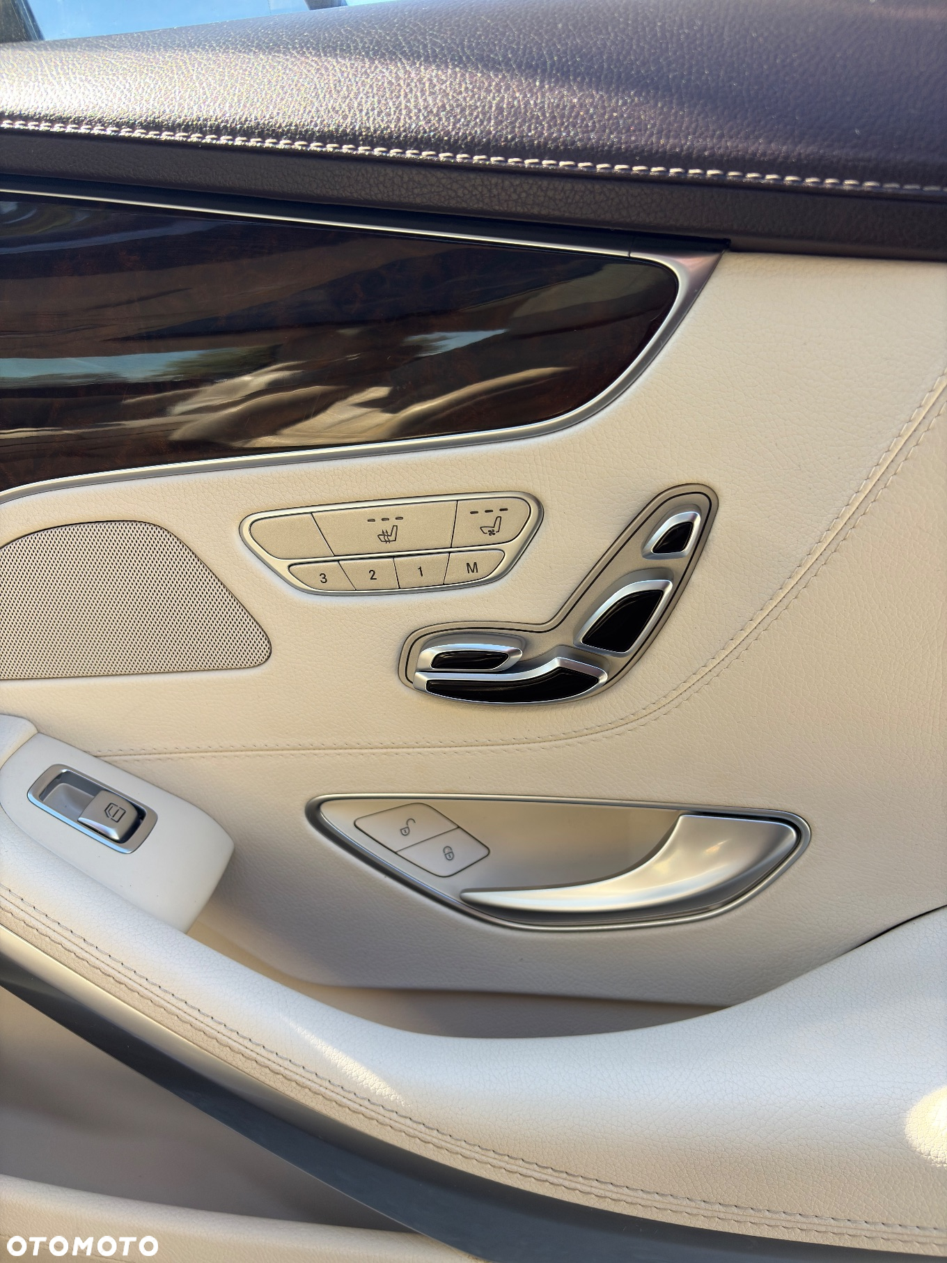 Mercedes-Benz Klasa S 400 Coupe 4-Matic 7G-TRONIC - 36