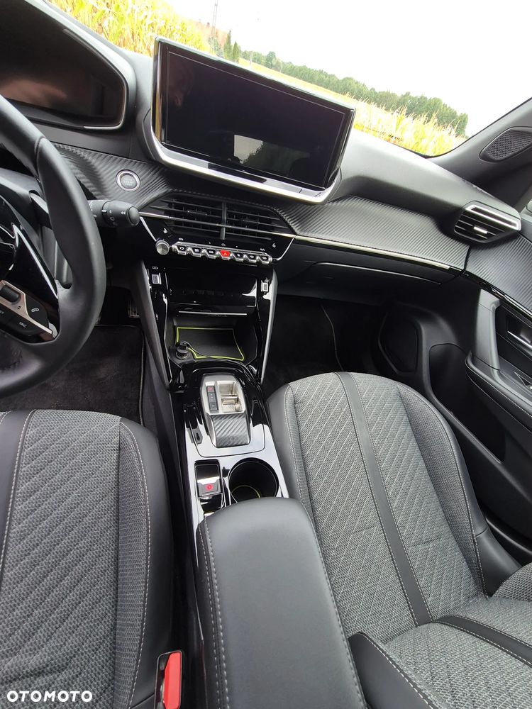 Peugeot 2008 Hybrid 136 e-DSC Allure - 14