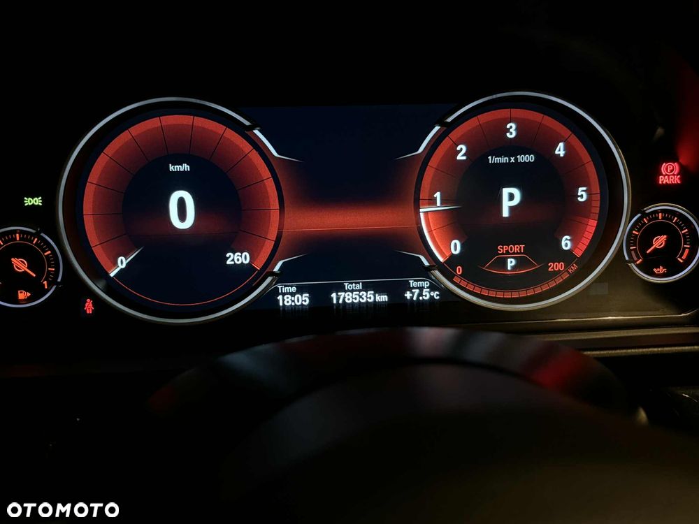 BMW Seria 5 520d xDrive - 20