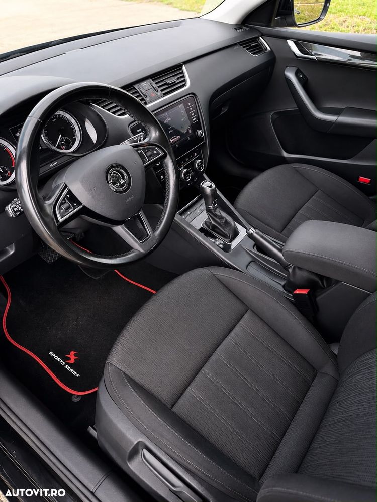 Skoda Octavia 1.5 TSI DSG Style - 8