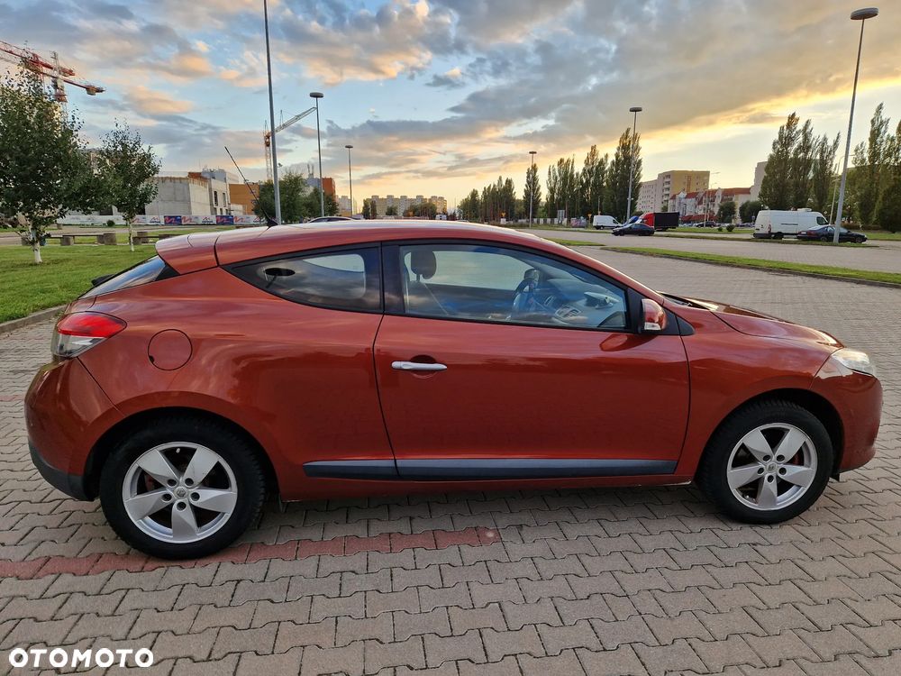 Renault Megane 1.6 16V Dynamique - 9