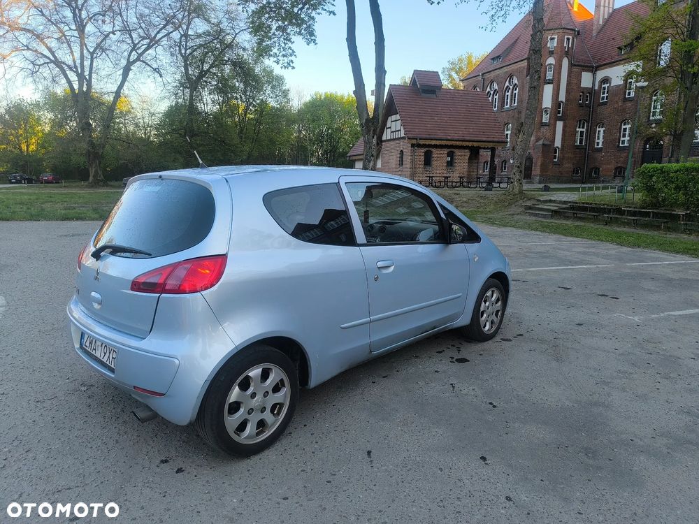 Mitsubishi Colt 1.3 Inform - 9