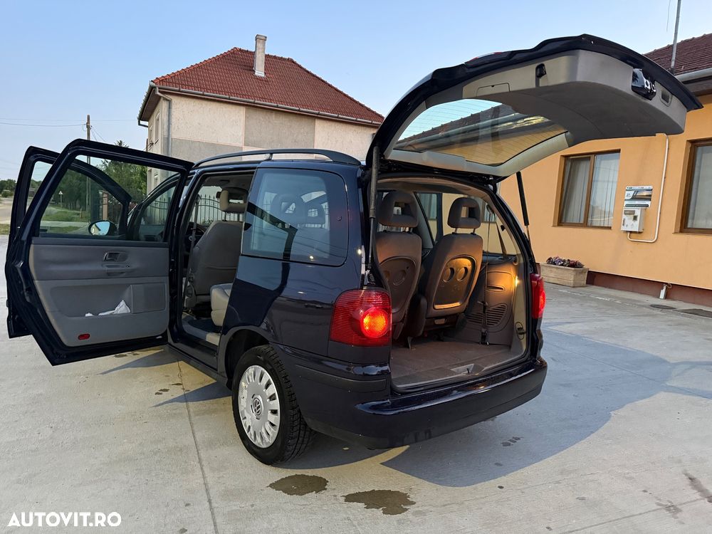 Volkswagen Sharan 1.9 TDI United II - 20