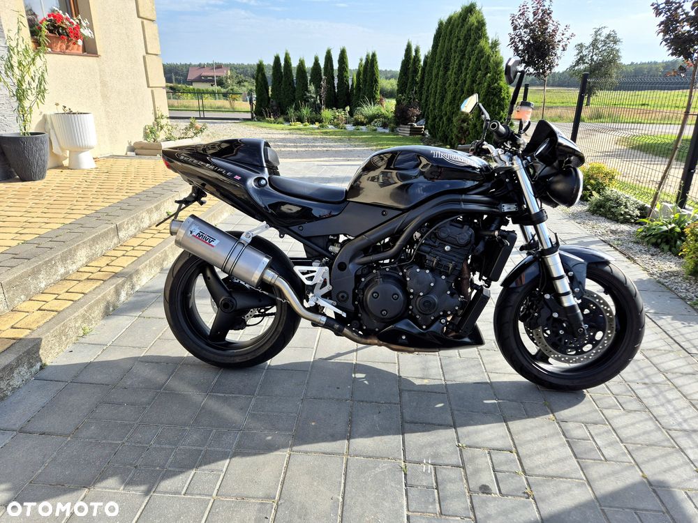 Triumph Speed Triple - 1