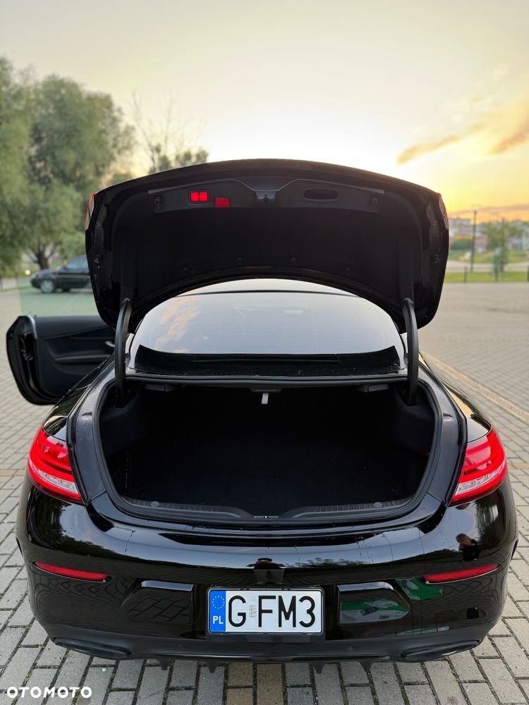 Mercedes-Benz Klasa C 300 9G-TRONIC AMG Line - 5