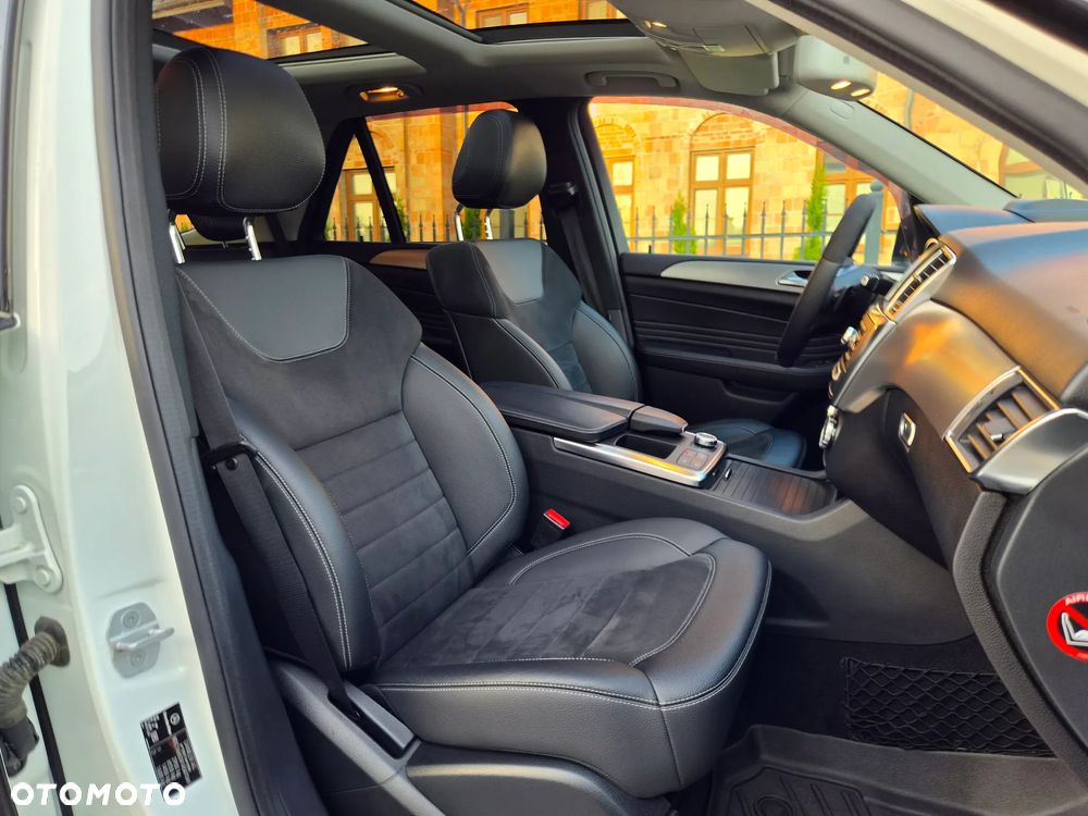 Mercedes-Benz ML 350 BlueTEC 4-Matic - 15
