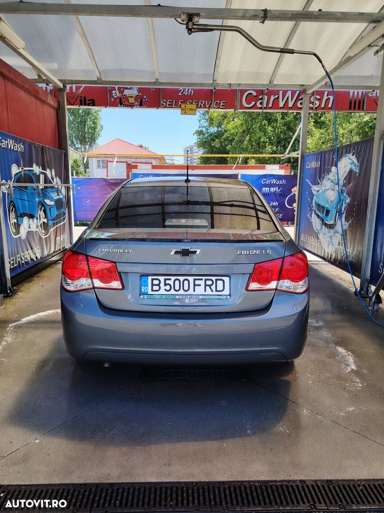 Chevrolet Cruze 1.6 BASE G1 - 3