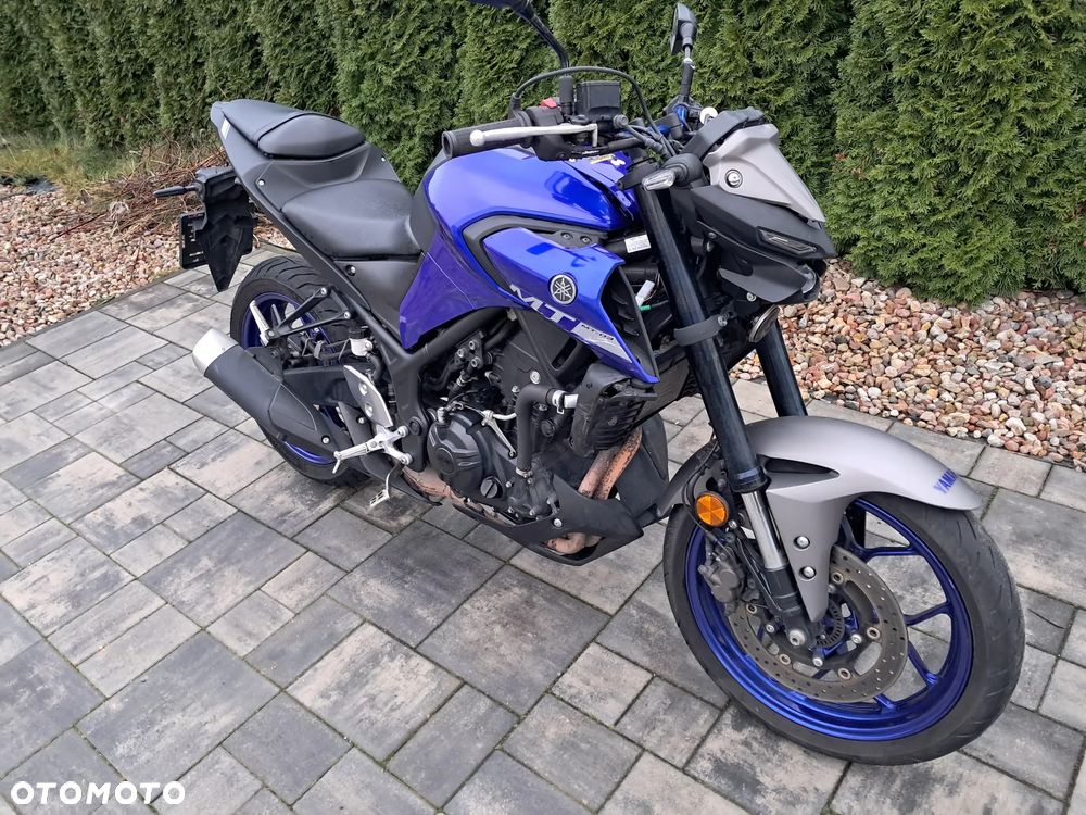 Yamaha MT - 2