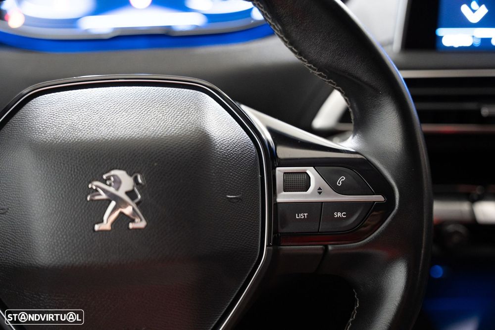 Peugeot 3008 1.2 PureTech Allure - 22