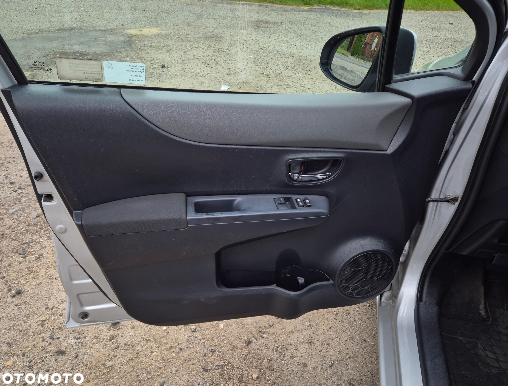 Toyota Yaris 1.0 Active - 19
