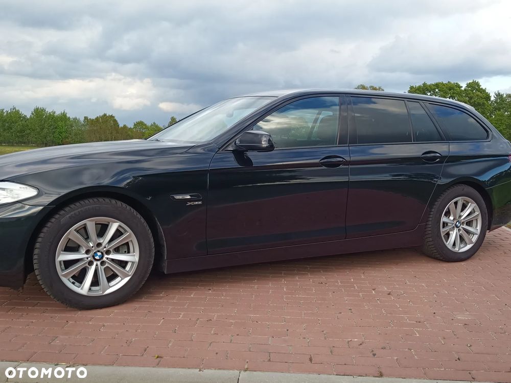BMW Seria 5 530d xDrive - 3