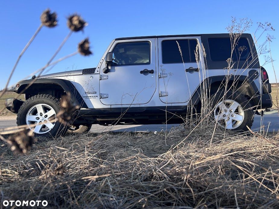 Jeep Wrangler - 34