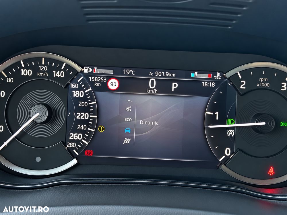 Jaguar E-Pace D200 AWD R-Dynamic SE - 22