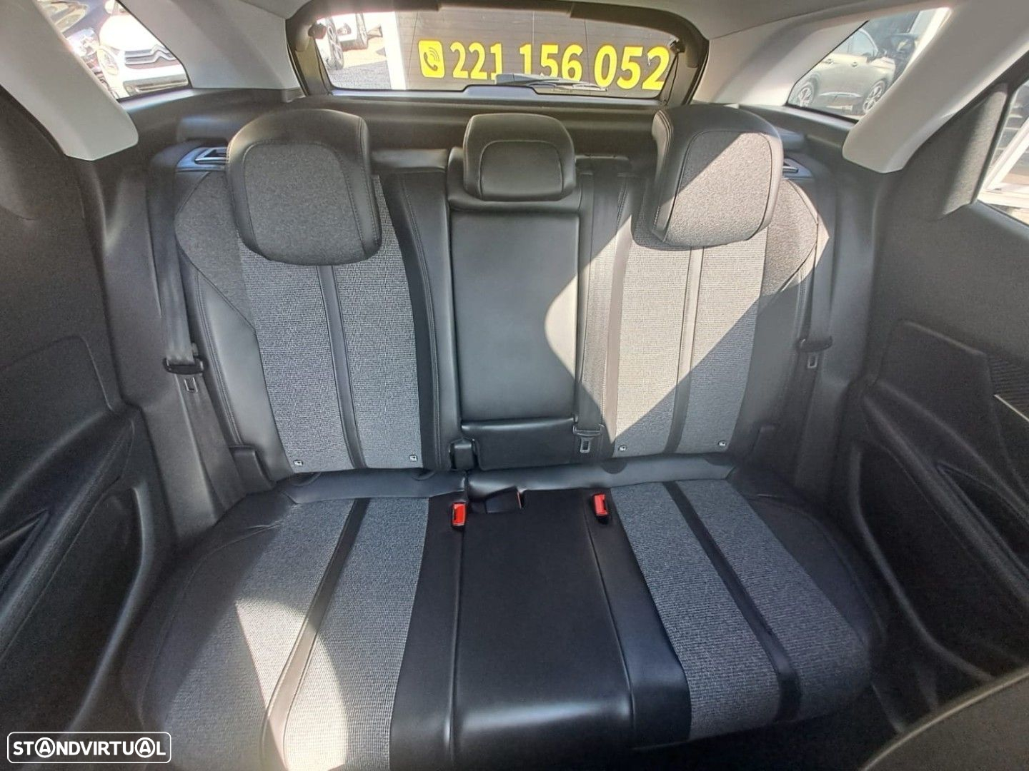 Peugeot 3008 1.6 BlueHDi Allure EAT6 - 11