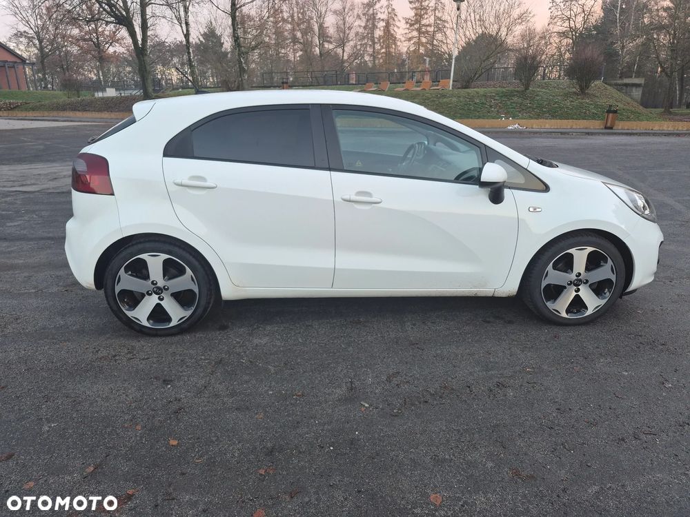 Kia Rio 1.4 Vision - 5