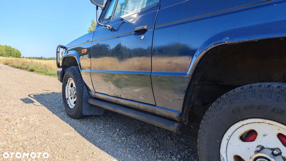 Mitsubishi Pajero - 15