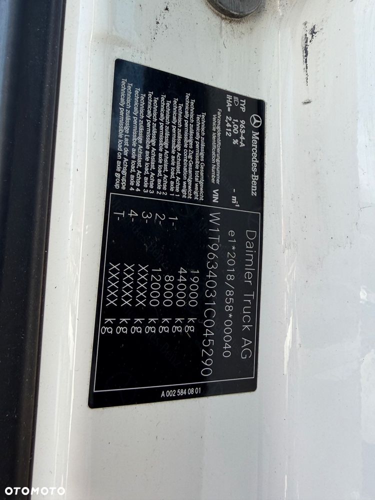 Mercedes-Benz ACTROS  L 1845 GigaSpace - 26