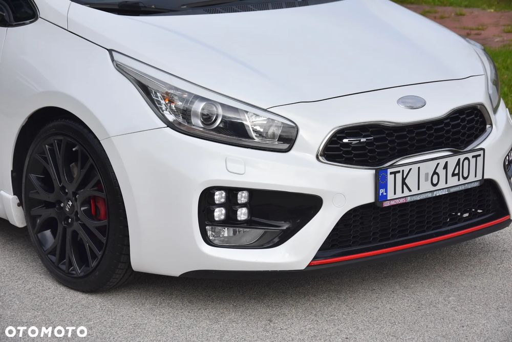 Kia Ceed 1.6 T-GDI GT-Challenge - 13